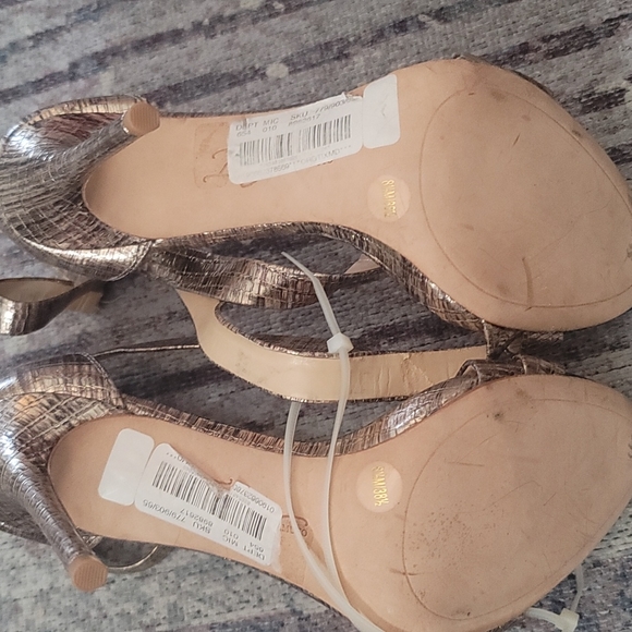 Heel - Picture 4 of 4